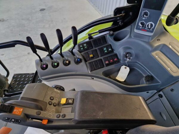 2019-CLAAS ARION 630 CIS – Image 15