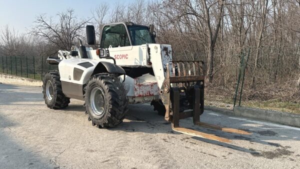 Chariot télescopique Manitou MLT845  – Image 5