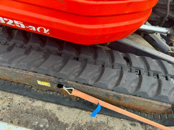 Mini pelle Kubota U 25 4 avec remorque – Image 7